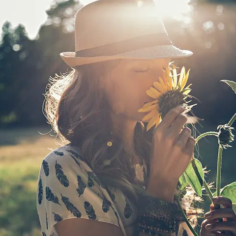 Belle sous le soleil