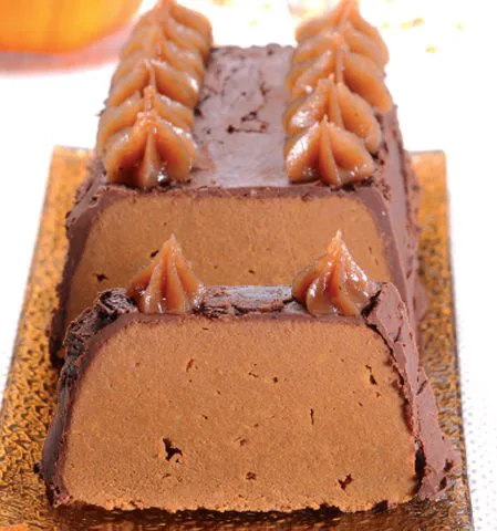 Bûche crémeuse chocolatée au délice de châtaigne