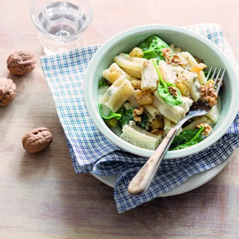 Cinque buchi au gorgonzola, aux noix et aux poires