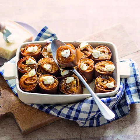 Lasagnes d'épeautre roulées au potimarron et aux champignons frais