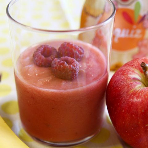 Smoothie fraicheur pomme banane framboise