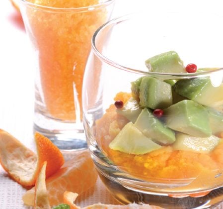 Verrine d'avocat à la mayonnaise de mangue et granité de mandarine
