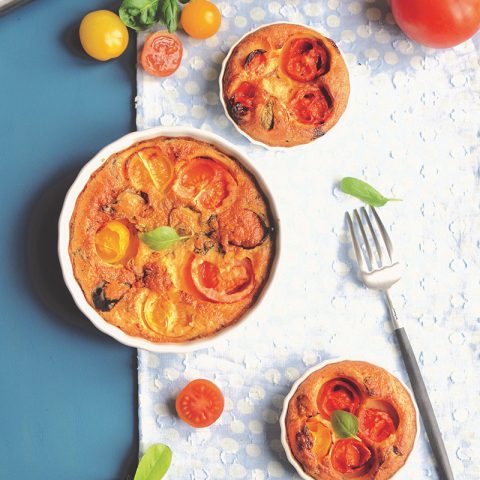 Clafoutis salés tomate-basilic