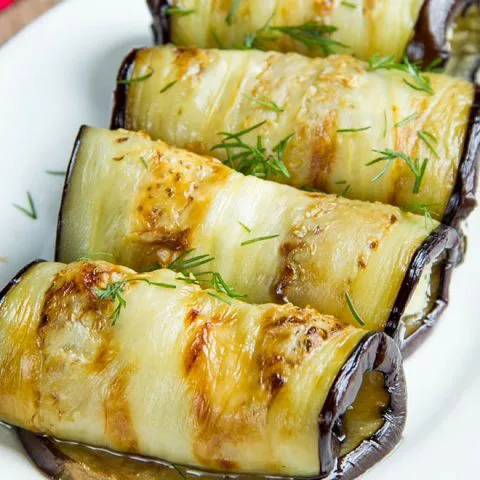 Rouleaux d’aubergines à la viande hachée