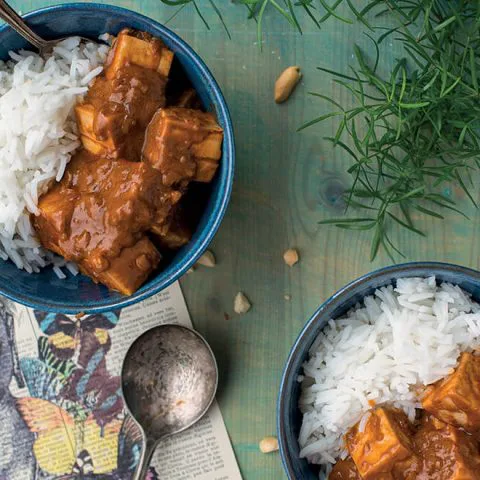 Tofu épicé aux cacahuètes