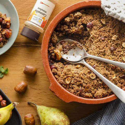 Verrines tiramisu aux poires et son crumble aux épices - La Vie Claire