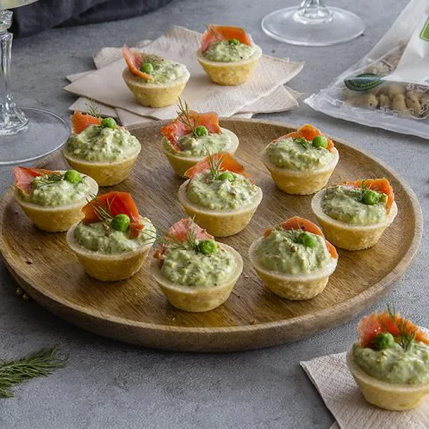 Bouchées apéritives aux petits pois et au saumon