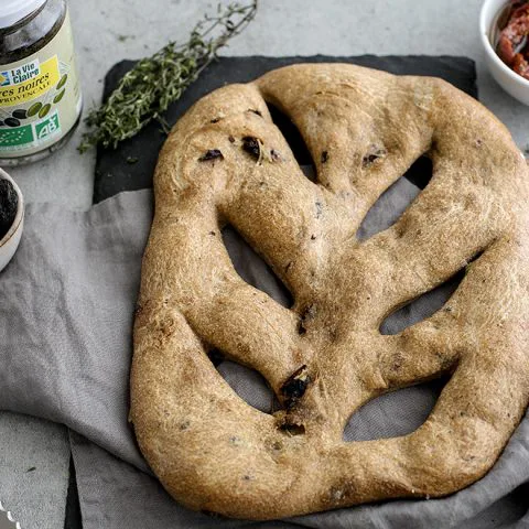 Fougasse aux olives noires