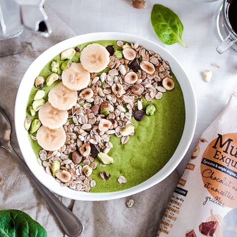 Smoothie bowl aux épinards 1