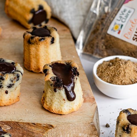 Financiers tigrés au chocolat noir