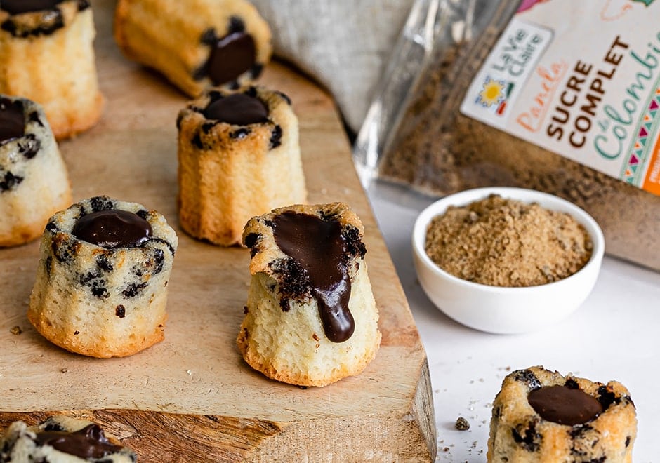 Financiers tigrés au chocolat noir