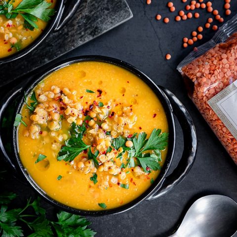 Soupe à la courge et aux lentilles rouges 1