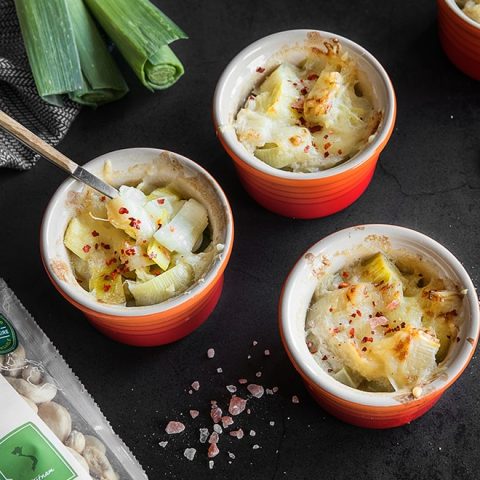 Gratin de poireaux, sauce béchamel végétale