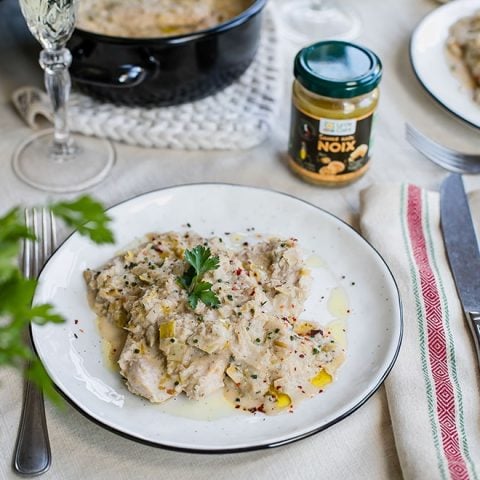 Blanquette de dinde, semoule de chou-fleur et crème de noix