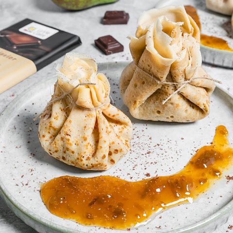 Aumônière de crêpe poire au chocolat