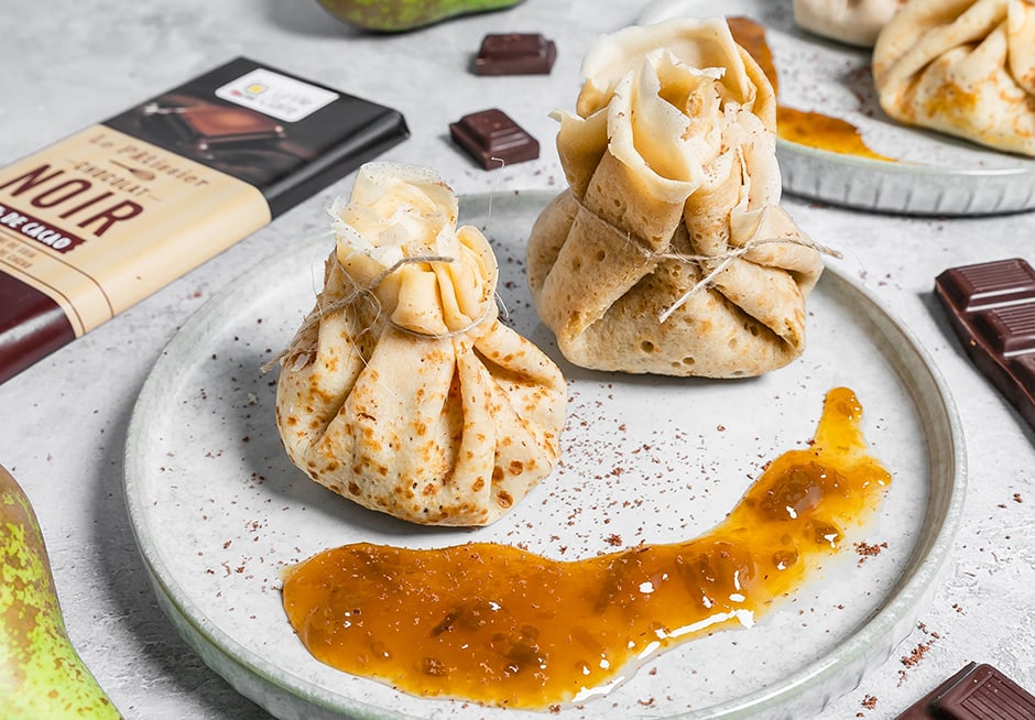 Aumônière de crêpe poire au chocolat