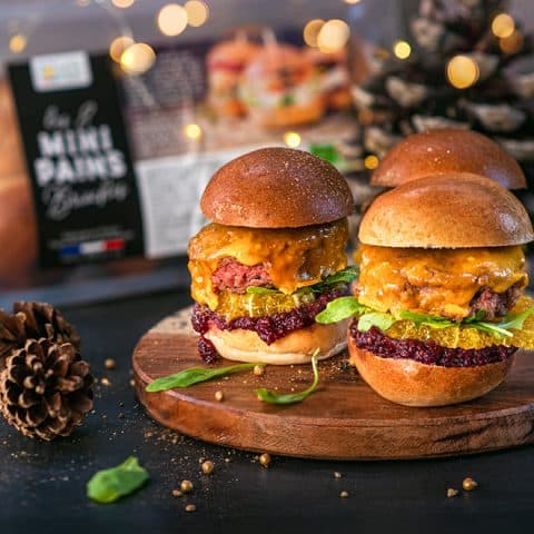 Cheeseburgers de Noël et sauce au vin chaud