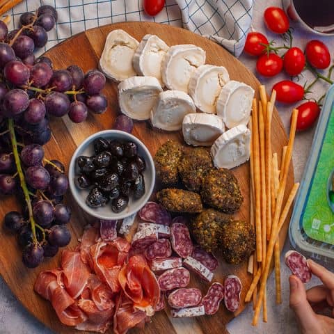 Planche italienne et ses bouchées épinards ricotta