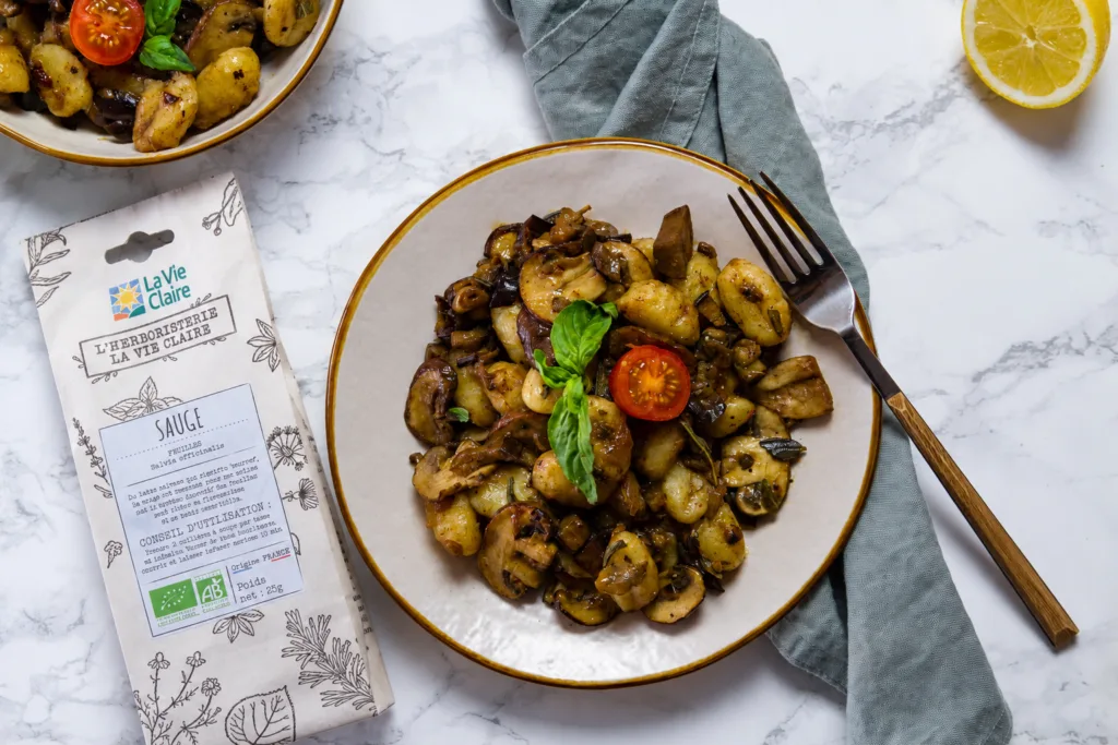 Gnocchi aux champignons et à la sauge