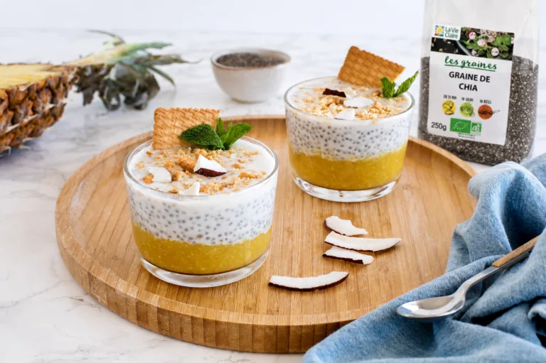 Pudding de chia, ananas et noix de coco