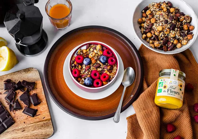 Granola anti-gaspi aux bananes trop mûres