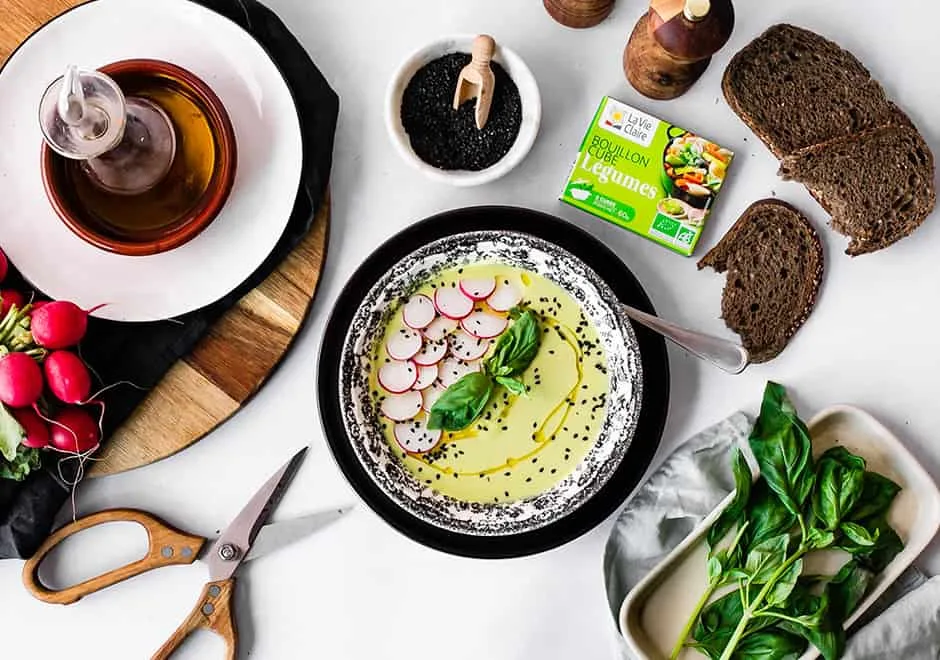 Soupe de fanes de radis