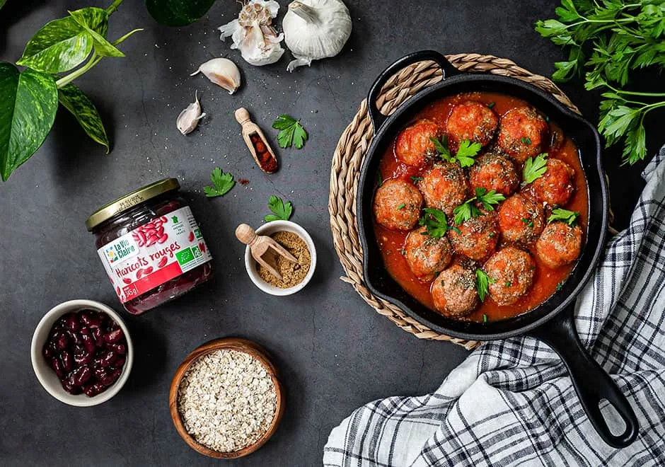 Boulettes végétariennes aux haricots rouges et aux tomates