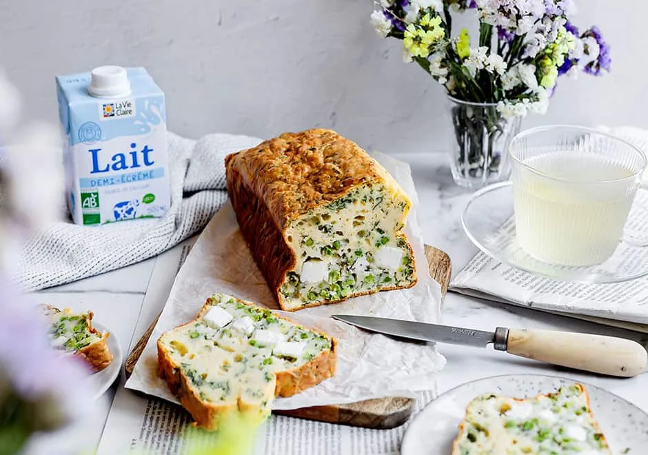 Cake aux petits pois, feta et persil