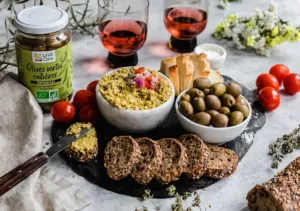Dips d&rsquo;olives vertes au thym