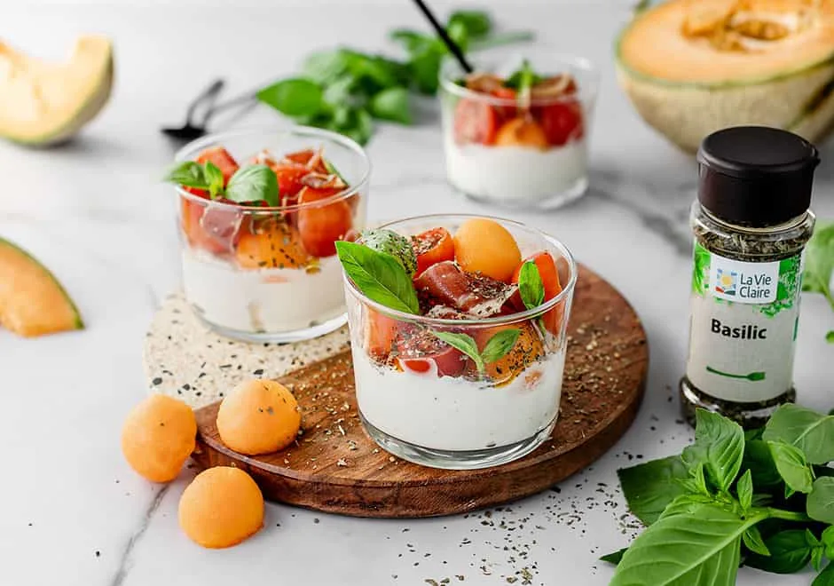Verrines de melon, jambon serrano et ricotta