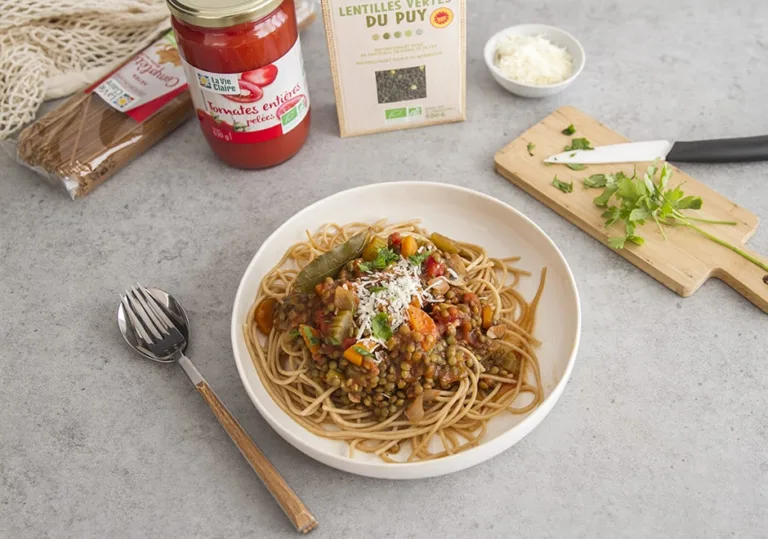 Spaghetti bolognaise végétarienne aux lentilles du Puy