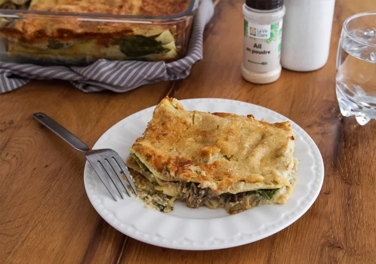 Lasagne crémeuse végétarienne aux champignons et épinards