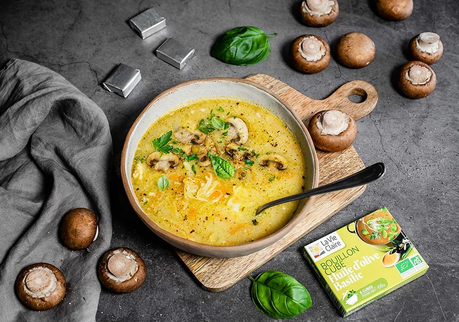 Soupe de ravioles aux légumes d&rsquo;hiver
