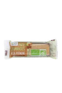 Pâte d'amandes à la pistache sur lit de chocolat